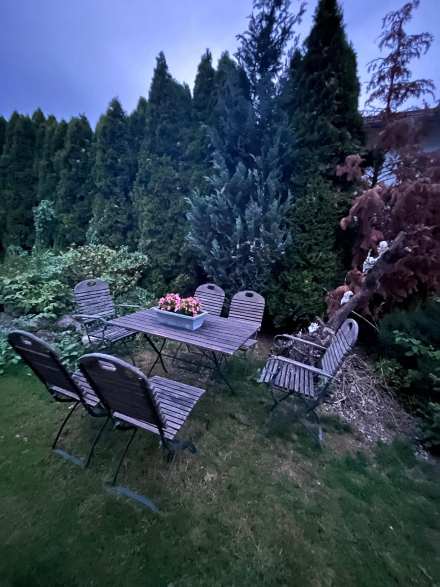 Zimmer Zum Wohlfuehlen Eching  Buitenkant foto